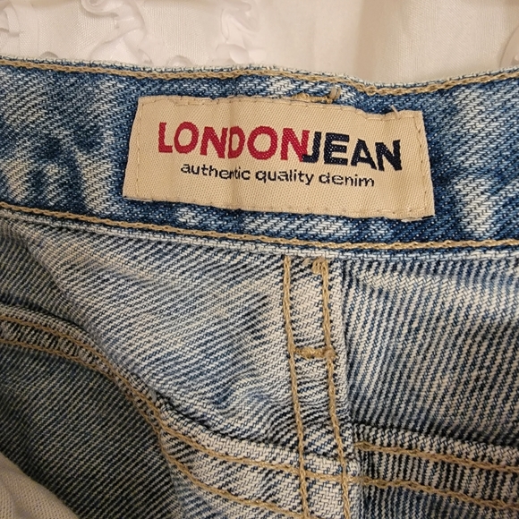 Jean Capri's - Picture 3 of 5